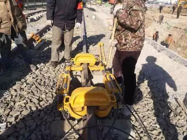 今日頭條、北京日報：13號線清河站撥線工程倒計時，京城地鐵首  次鋪上樹脂軌枕